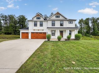 11544 Sessions Woods W, Grand Rapids, MI 49534