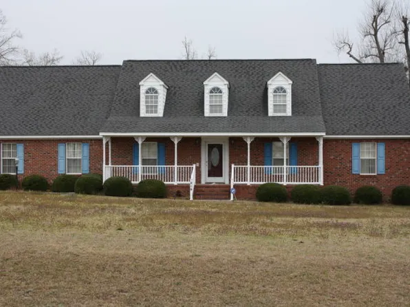 219 Millbrook Village Dr, Goldsboro, NC 27530
