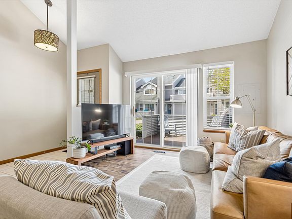 5th image of 15705 24th Ave N Unit B