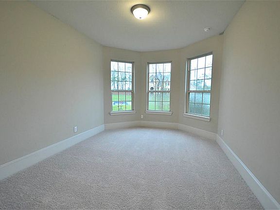 5th image of 14108 Lake Orange Ct