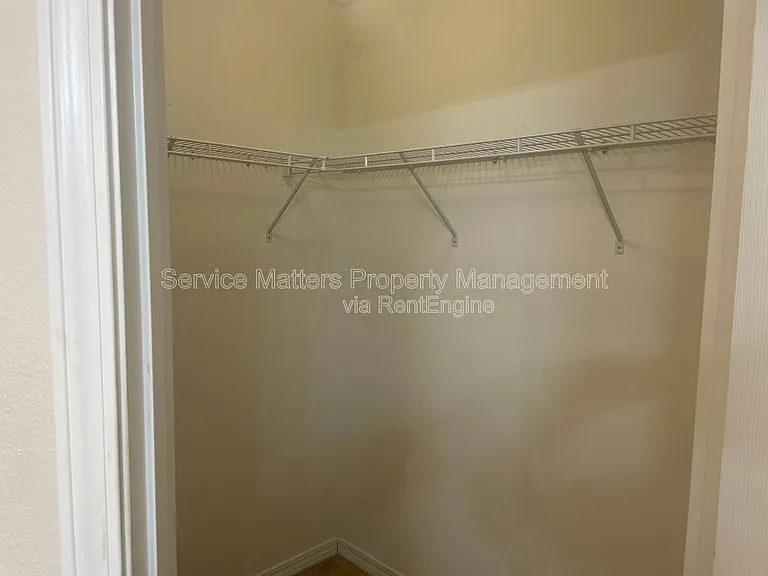 6940 Hardwood Ct — Photo 14