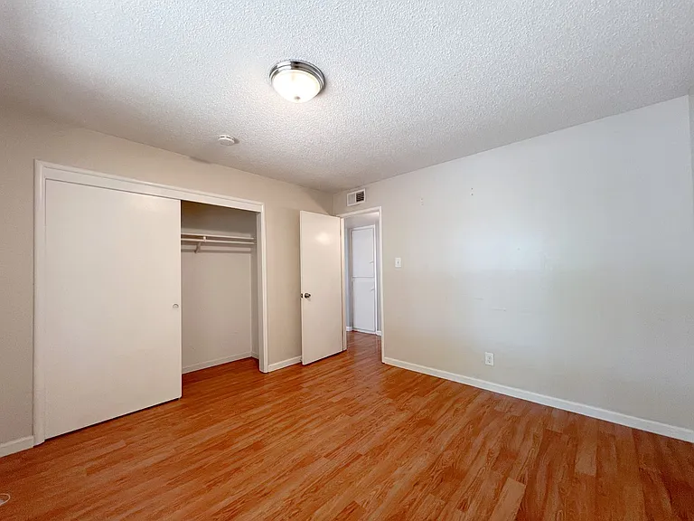 6456 18th Ave — Photo 21
