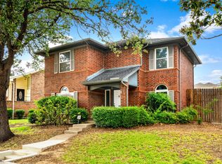 1407 Golden Gate Dr, Carrollton, TX 75007