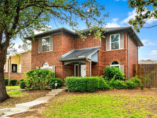 1407 Golden Gate Dr, Carrollton, TX 75007
