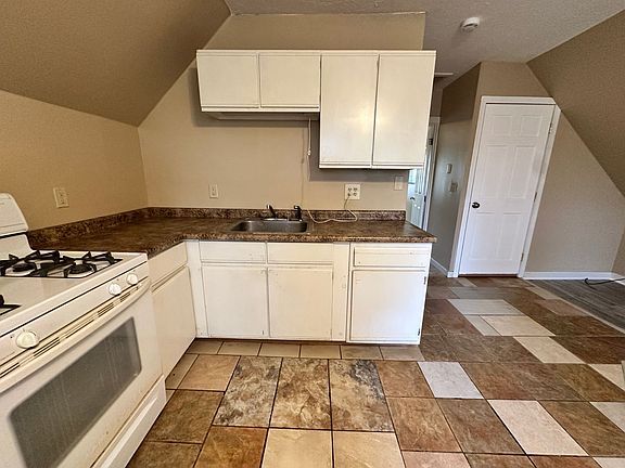 5th image of 45 Union St #3
