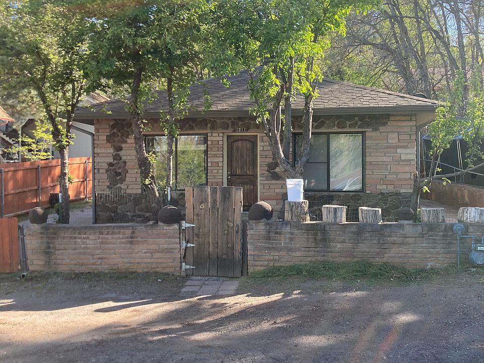 1st image of 1711 E Arrowhead Ave