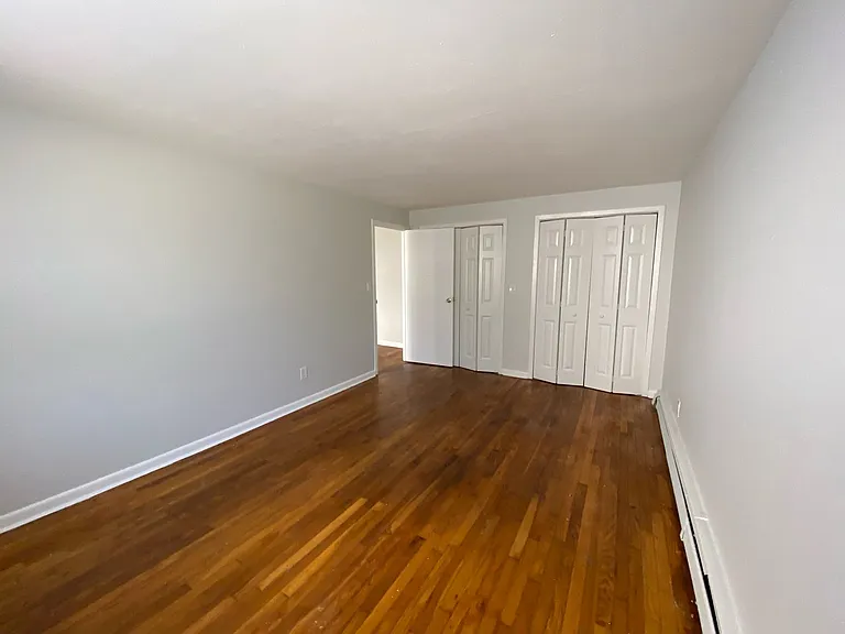 240 Hoover Road — Photo 7