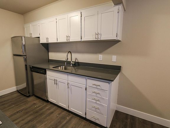 3rd image of 1922 N Prospect St APT 5