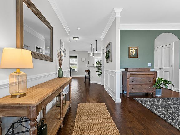 4th image of 431 Tufton Ct