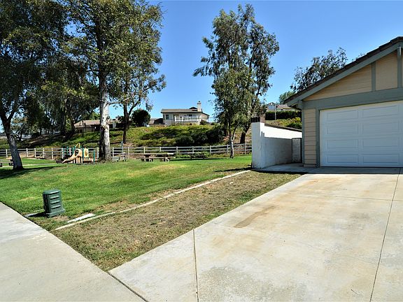 2nd image of 31169 Calle Aragon
