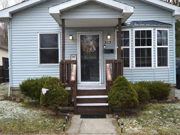 315 6th St, Plymouth, IN 46563