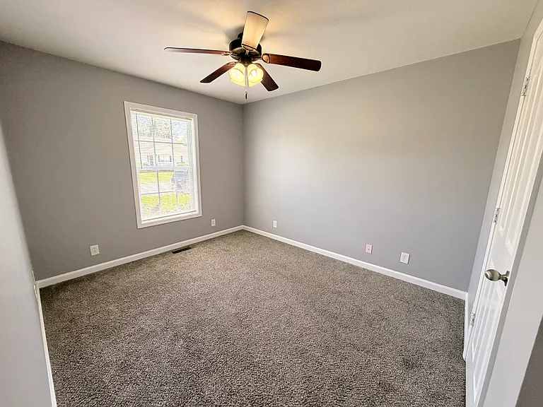 3438 Foxrun Ln — Photo 13