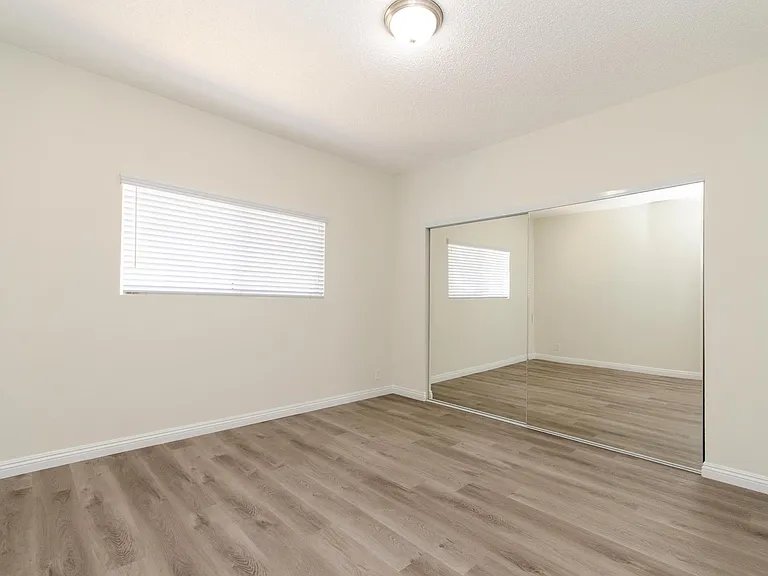 1939 Beloit Ave #103 — Photo 13
