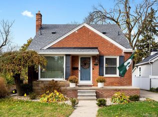 11331 Auburndale St, Livonia, MI 48150