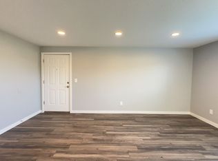 9330-9334 SE Grant St #9338, Portland, OR 97216