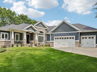 4538 E Oak Ln, Windsor, WI 53598