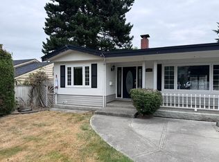 13481 Hilton Rd, Surrey, BC V3R5J3