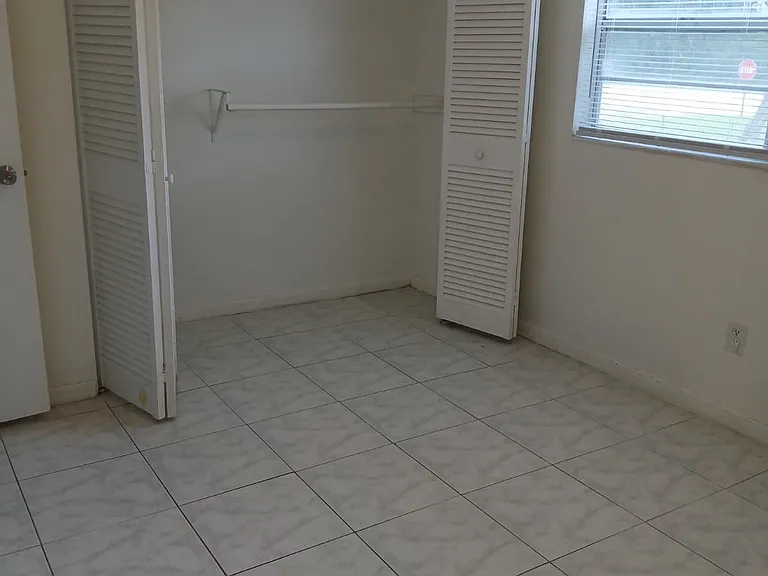 4108 NW 88th Ave #4 — Photo 12