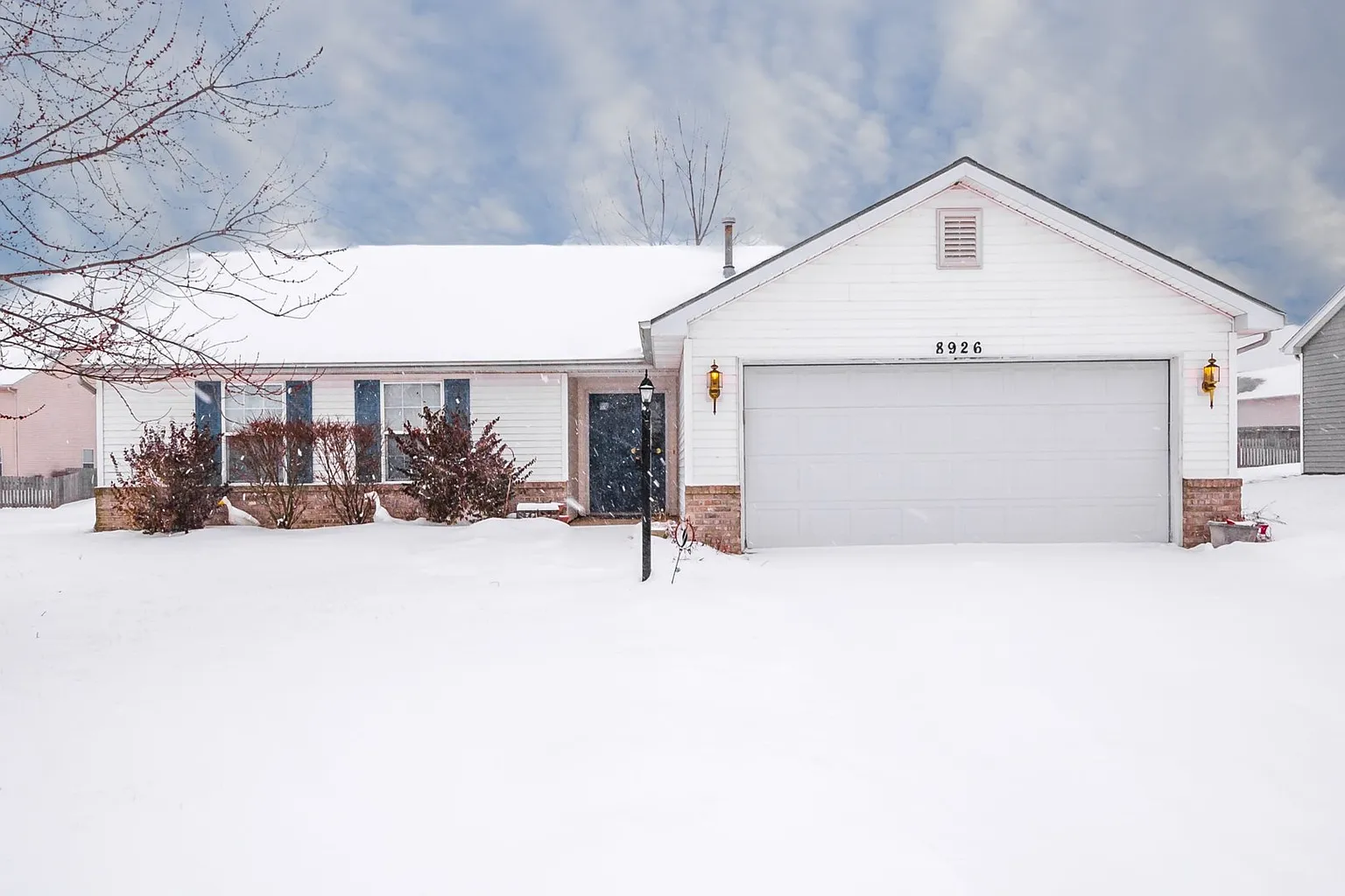 8926 Crosier Ln photo 1