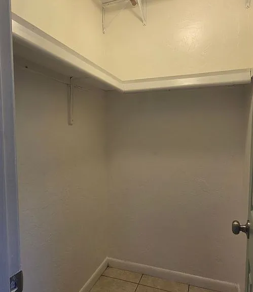 3609 SE 9th Pl #1 — Photo 10