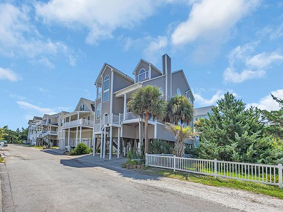 4th image of 4725 Harmony Ln.