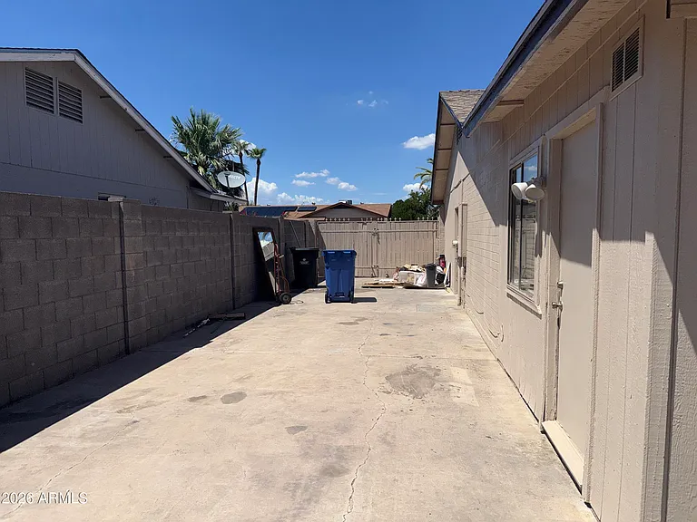 4731 W Paradise Ln — Photo 20