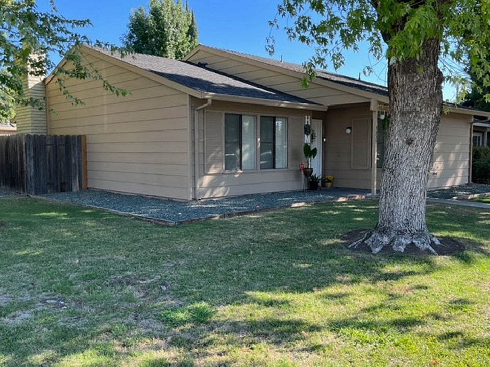 2nd image of 3339 Riverton Way