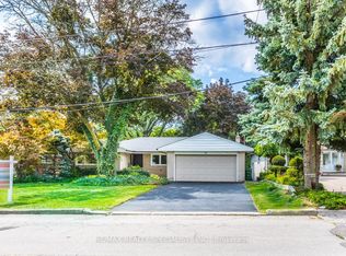 22 Heathview Ave, Toronto, ON M2K 2C1