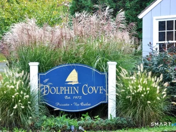 2 Joshua Slocum Dock, Stamford, CT 06902