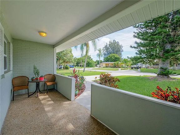 3rd image of 6008 Olive Ave