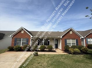 571 Fawn Branch Trl, Boiling Springs, SC 29316