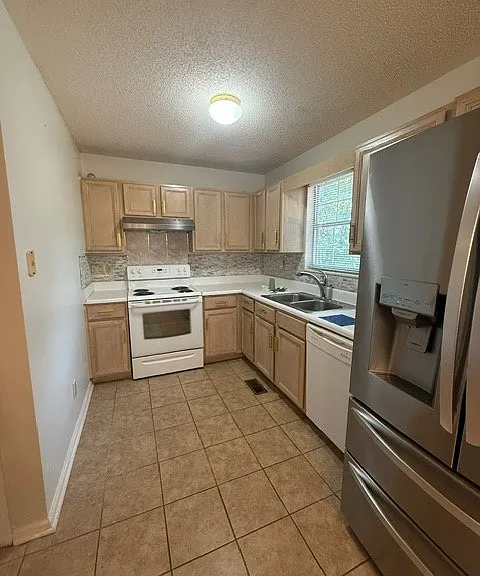 19 Red Top Cir — Photo 4