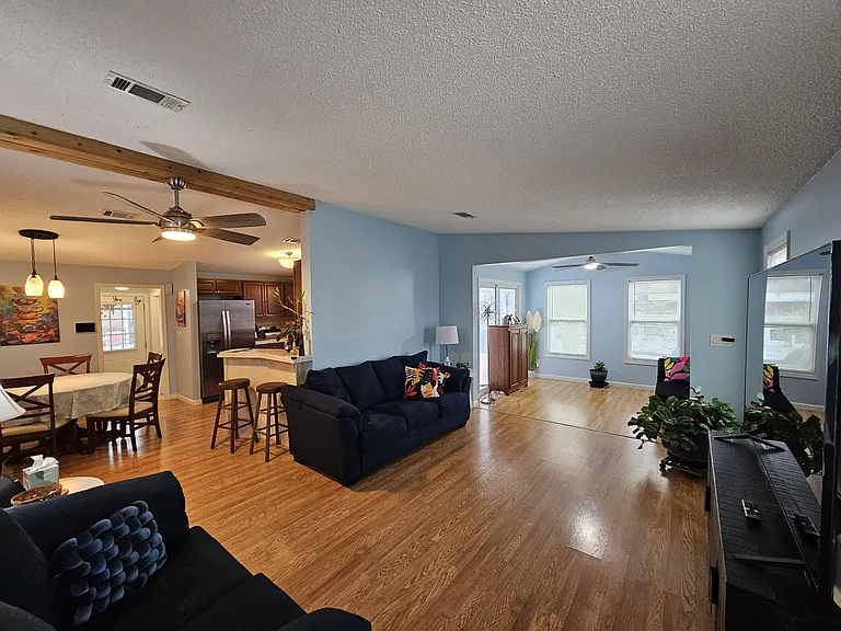 1706 Pebble Beach Ln — Photo 5