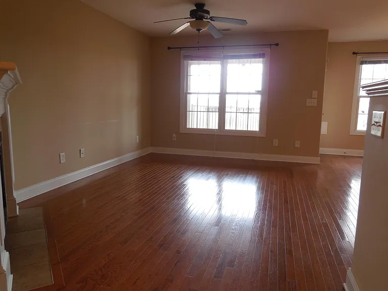 341 Coldwater Dr — Photo 11