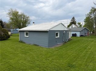 909 Hillsdale St, Albion, NY 14411