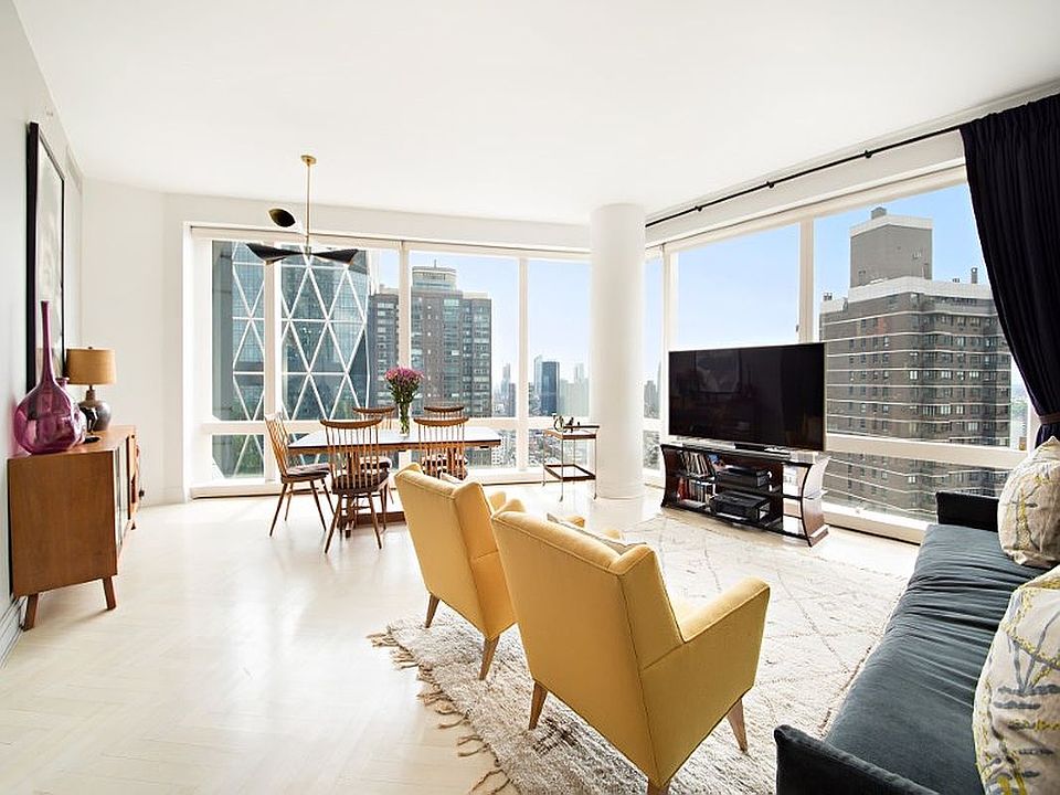 1st image of 80 Columbus Cir Unit 52E