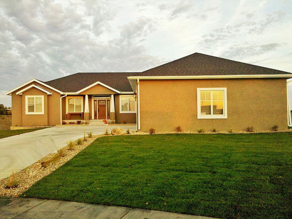 2nd image of 2747 Promontory Dr
