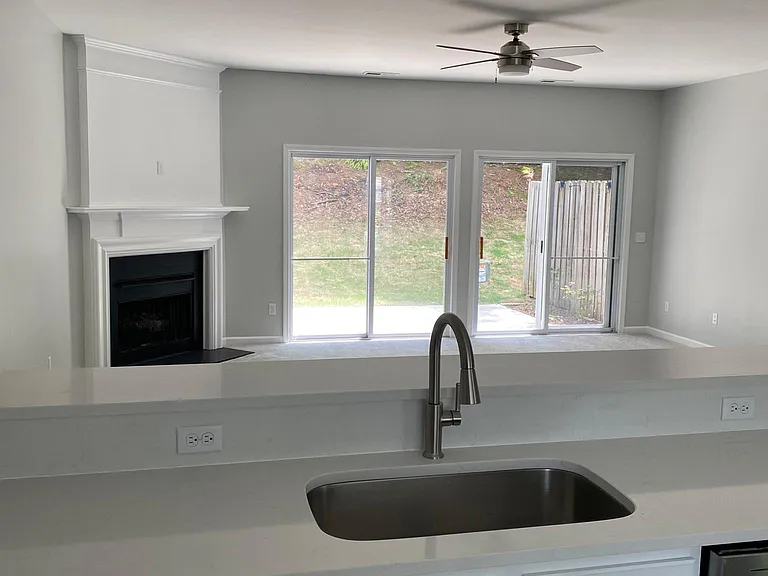 4236 Vienna Crest Dr — Photo 5