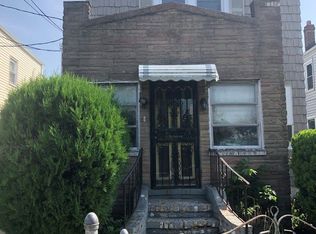 12253 Nellis St, Springfield Gardens, NY 11413