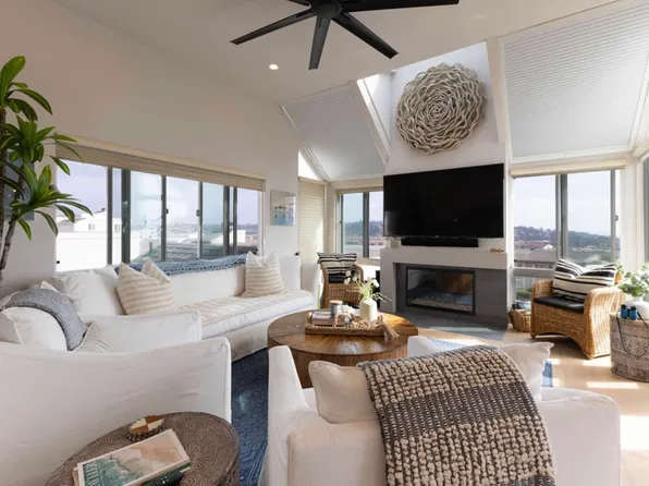 330 Shoemaker Ct, Solana Beach, CA
