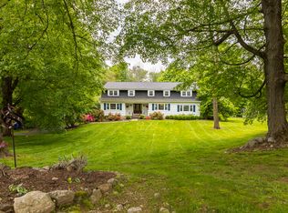 25 Holmes Rd, Ridgefield, CT 06877
