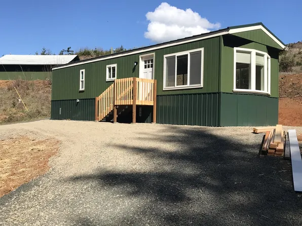 90245 Sheffler Rd, Elmira, OR 97437