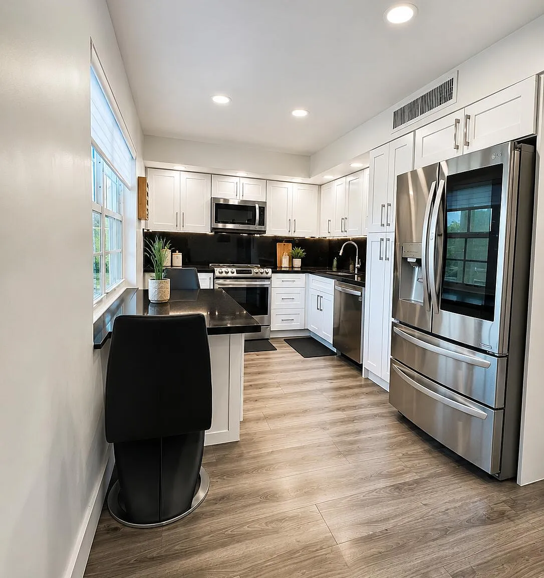 3 bed, 2.5 bath, 1560 sqft, $2,975 — Photo 4