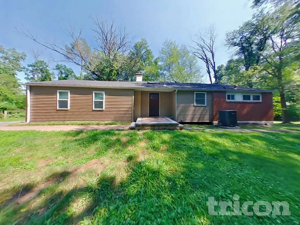 408 Meadowhurst Ln