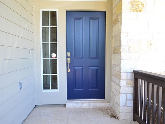3rd image of 191 Canterbury Dr