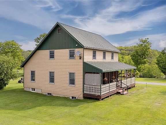 4th image of 335 Cornell Rd