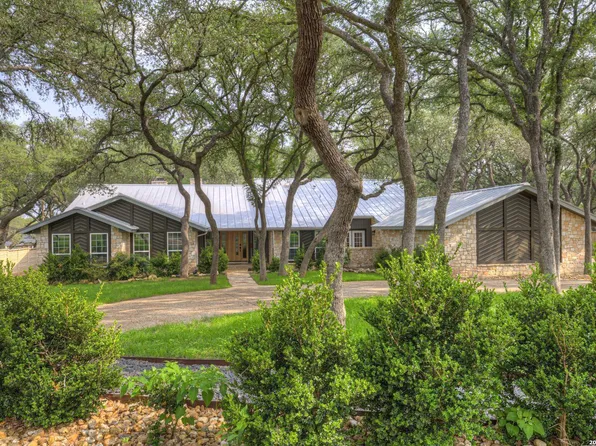8738 GARDEN RIDGE DR, San Antonio, TX 78266