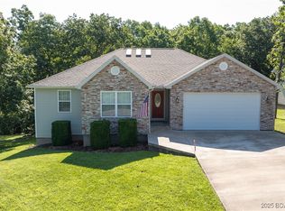 918 Cherokee Rd, Lake Ozark, MO 65049