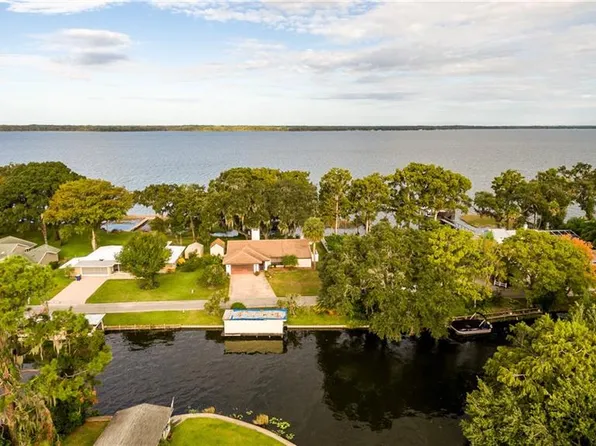 648 Banning Beach Rd, Tavares, FL 32778