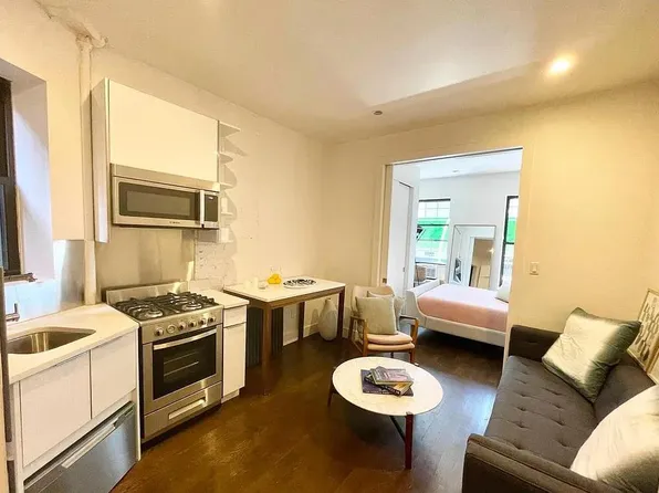 440 Tenth Avenue image 2 of 13